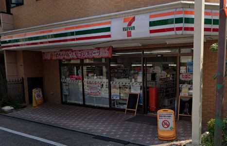 コンビニ　セブンイレブン 吉祥寺本町3丁目店（コンビニ）まで296m