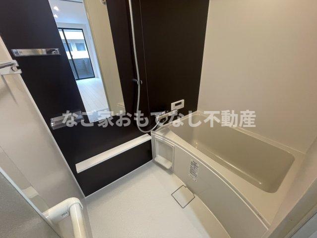 バス・シャワールーム　※同タイプ写真です