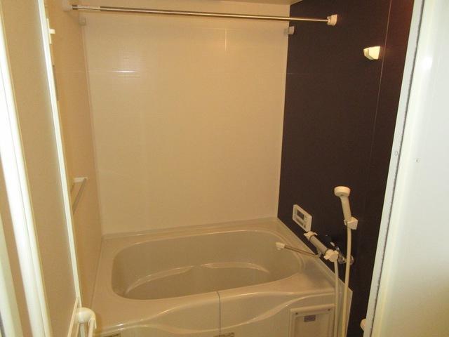 バス・シャワールーム　追焚き機能付きバス