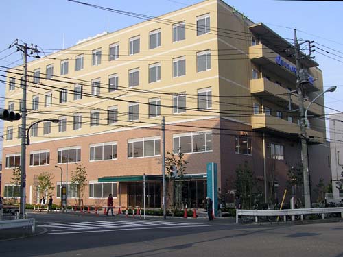 病院　いずみ記念病院（病院）まで2008m