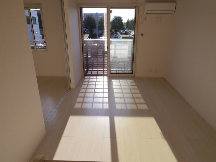 居室・リビング　リビング