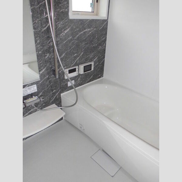 バス・シャワールーム　一坪風呂