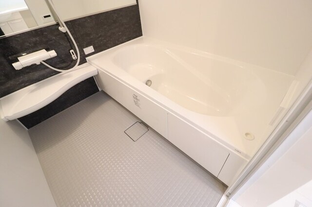 バス・シャワールーム　浴室