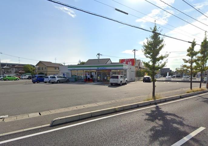 コンビニ　ファミリーマート岡山平井7丁目店（コンビニ）まで515m