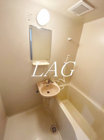 バス・シャワールーム　お風呂です。