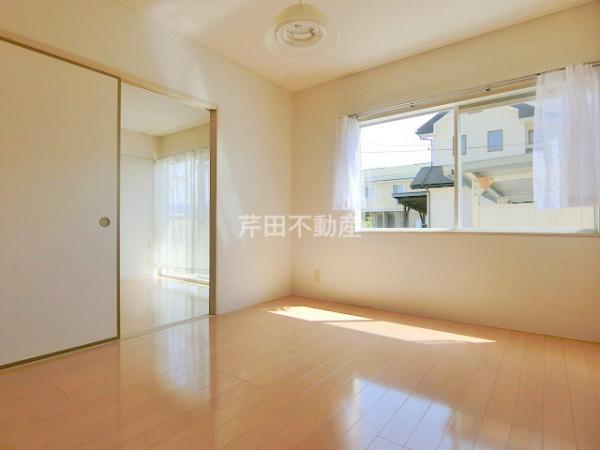 居室・リビング　★南面２部屋で日当たり◎★