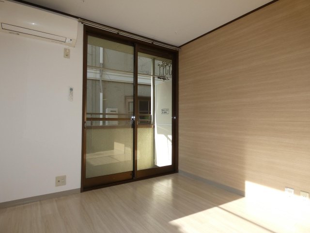 居室・リビング　居室