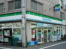 コンビニ　ファミリーマート大田久が原五丁目店（コンビニ）まで570m