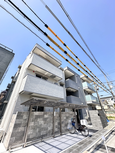 建物外観　大和ハウス施工・ＺＥＨ－Ｍ省エネ：創エネ♪♪