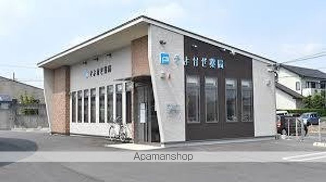 病院　向山クリニック（病院）まで1053m
