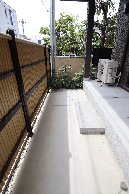 バルコニー　※別部屋の参考写真の為、原状優先です。