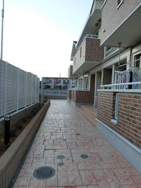 エントランス　敷地内