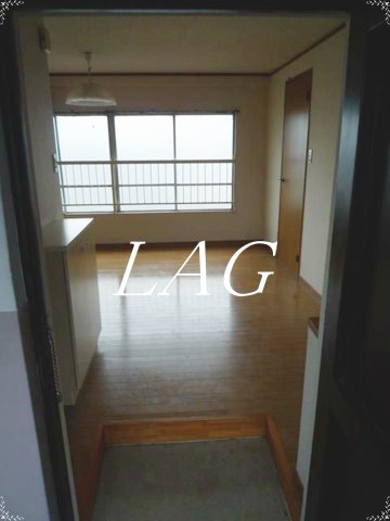 玄関　玄関です。