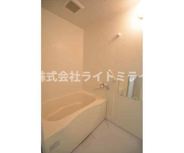 バス・シャワールーム　?