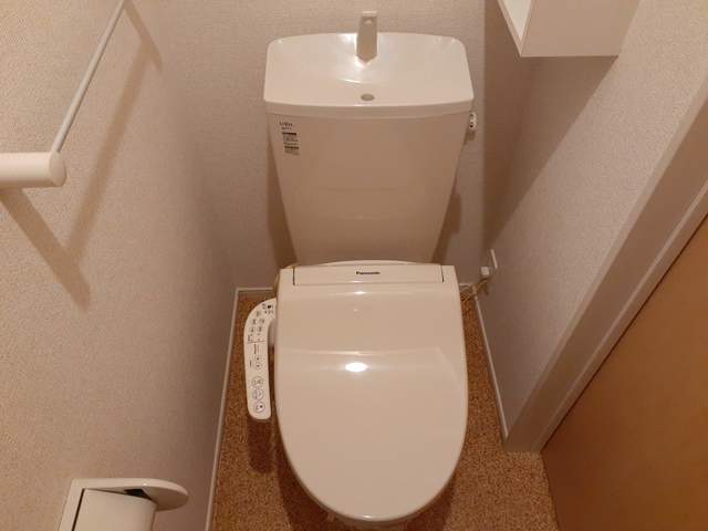 トイレ　トイレ
