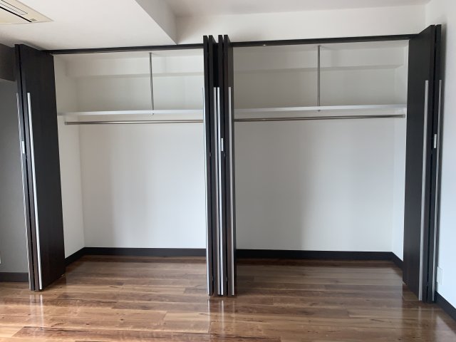 収納　※写真は同じマンションの違う部屋のものになります。