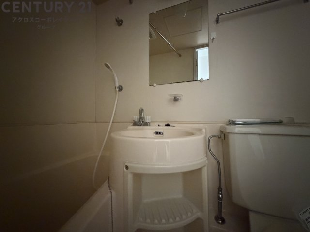 トイレ　浴室内にトイレがあります！