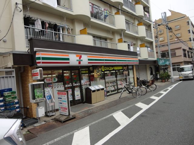 コンビニ　セブンイレブン（コンビニ）まで120m