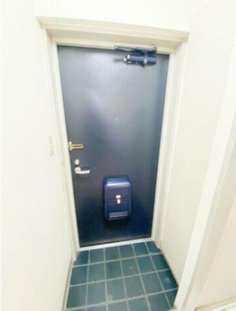 玄関　同仕様反転タイプ