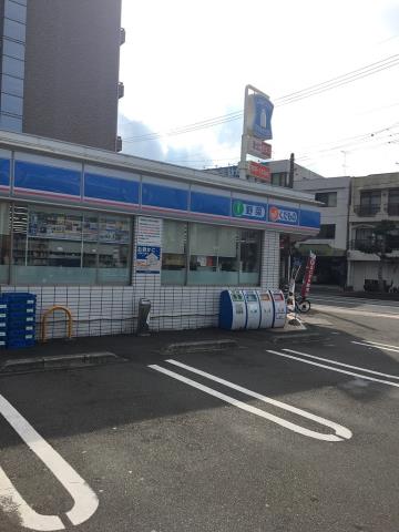 コンビニ　ローソン（コンビニ）まで450m