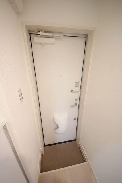 玄関　★見学希望等はタウンハウジング中央林間店までお気軽に♪★
