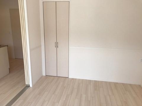 居室・リビング　寝室