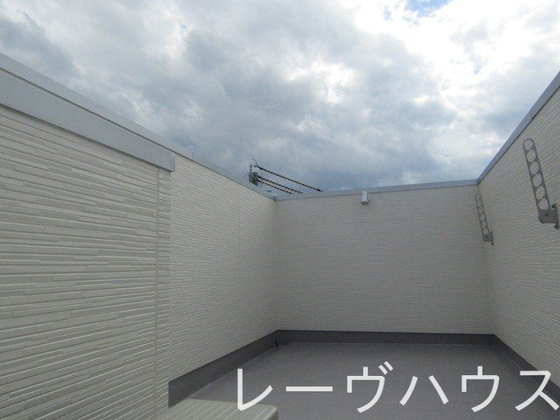 バルコニー　庭