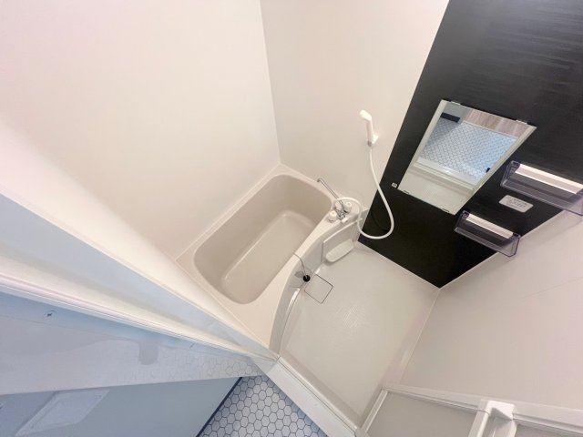 バス・シャワールーム　ゆったりと入るなら、お風呂とトイレとは別々が嬉しいですよね。
