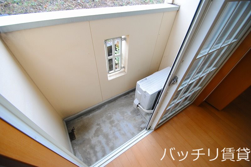 バルコニー　同型タイプの為現状優先