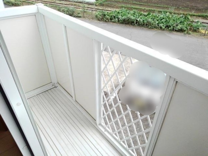 バルコニー　図面と現状に相違がある場合には現状を優先