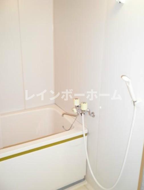バス・シャワールーム　日々の疲れを癒すお風呂付です