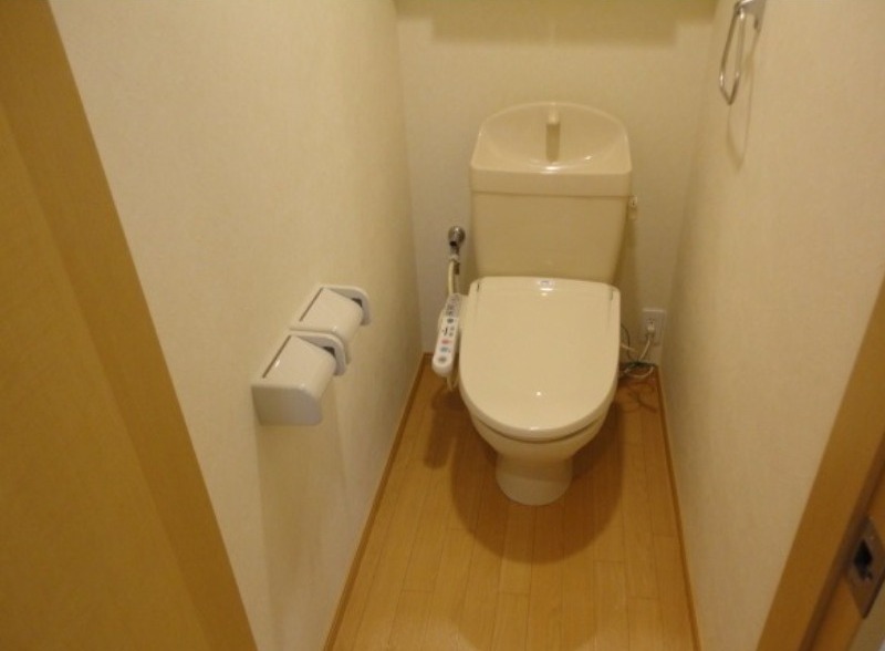 トイレ　図面と現状に相違がある場合には現状を優先
