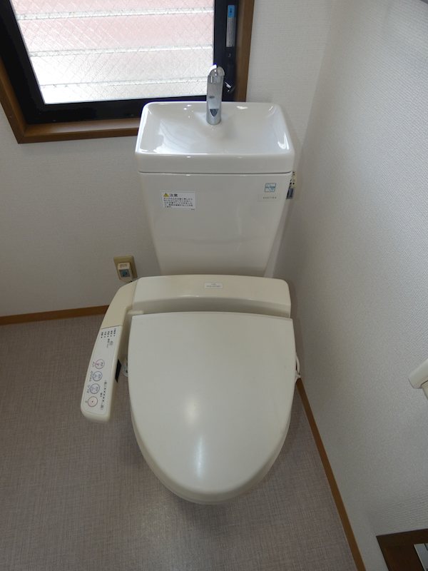 トイレ　同間取別部屋のお写真です