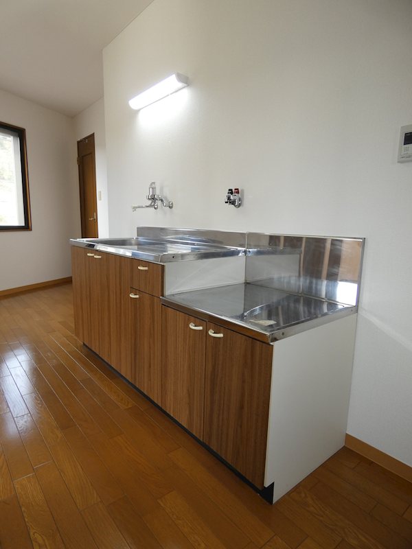 キッチン　同間取別部屋のお写真です