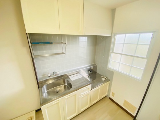 キッチン　※別部屋の写真です