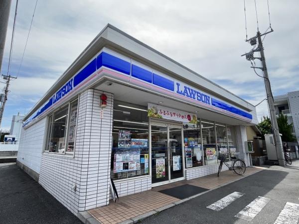 コンビニ　ローソン（コンビニ）まで161m