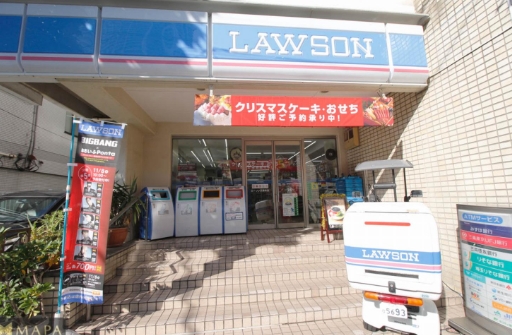 コンビニ　ローソン天現寺店（コンビニ）まで326m