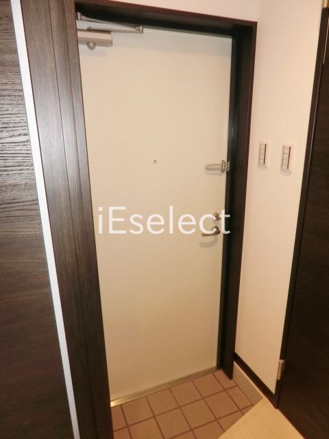 玄関　玄関はこちらです