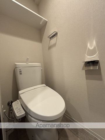 ＪＲ東西線 北新地駅 徒歩4分 13階建 築2年のトイレ写真