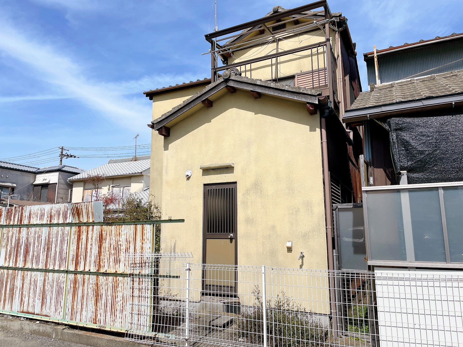 ＪＲ紀勢本線 紀和駅 徒歩10分 2階建 築44年の居間写真