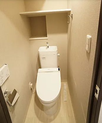 都営大江戸線 赤羽橋駅 徒歩1分 10階建 築11年のトイレ写真