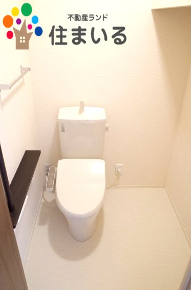 名鉄西尾線 南安城駅 徒歩4分 3階建 築8年のトイレ写真