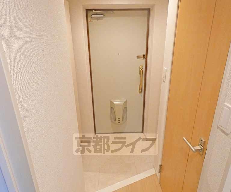 玄関　玄関です。