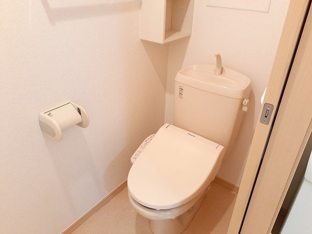 トイレ　落ち着いたトイレです