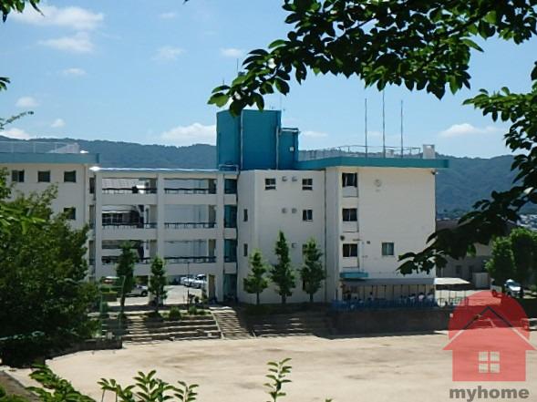 中学校　川西市立多田中学校（中学校）まで2152m