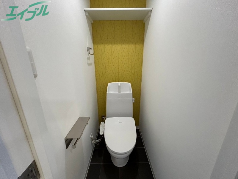 トイレ　同型参考写真
