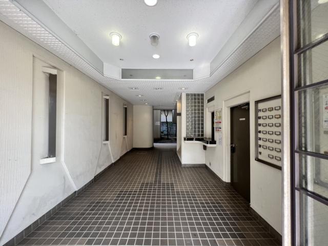 ＪＲ東海道本線 塚本駅 徒歩10分 7階建 築39年の外観写真
