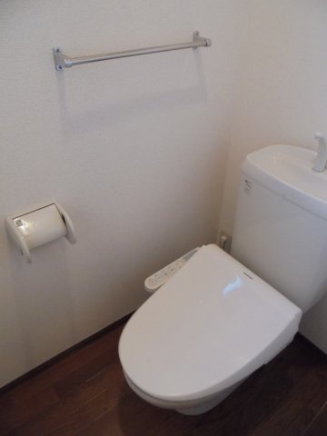 ヴェルドミールAのトイレ写真