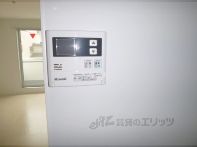 その他設備　給湯器リモコン