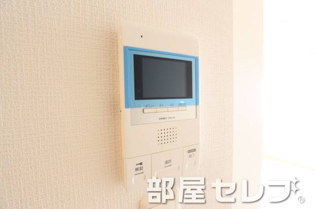 セキュリティ　モニーターホンで安心ですね。